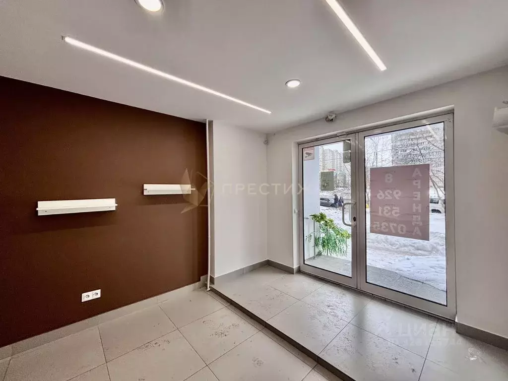 Помещение свободного назначения в Москва Митинская ул., 52 (53 м) - Фото 1