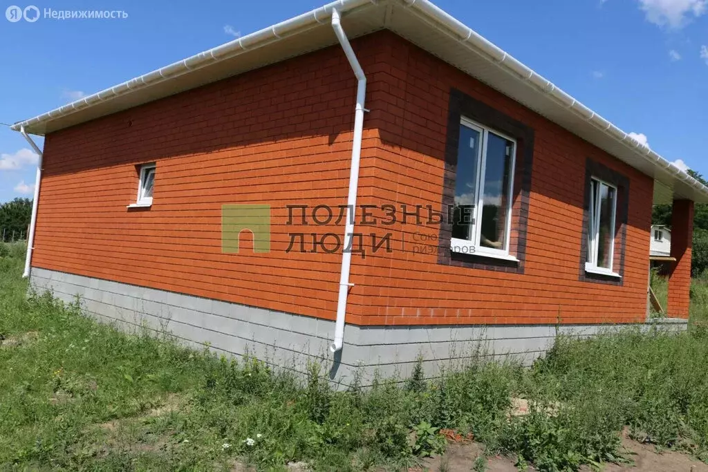 Дом в Белгородская область, Яковлевский муниципальный округ, село ... - Фото 1