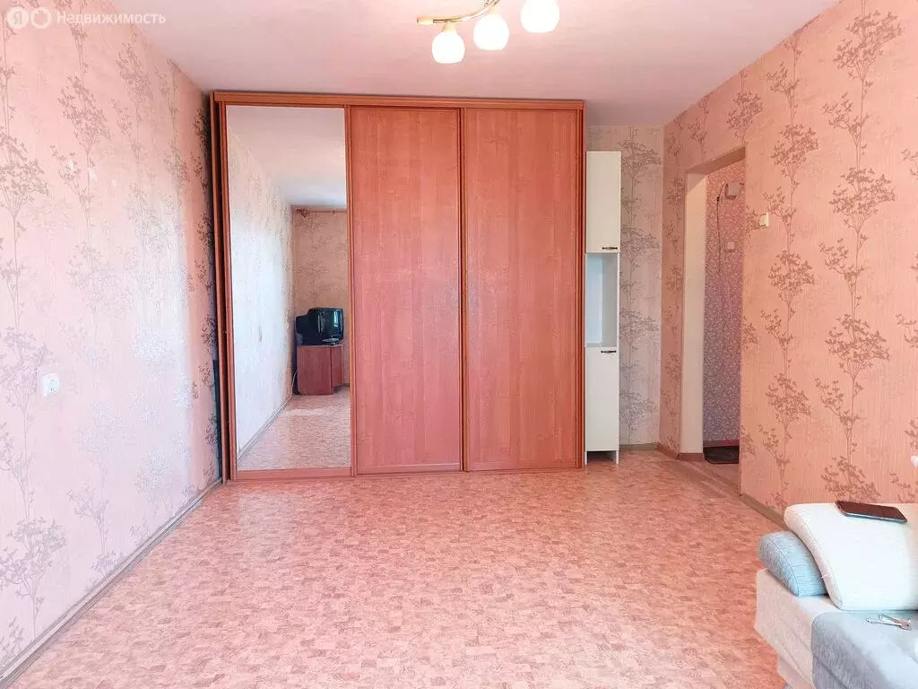1-комнатная квартира: Чебоксары, Кукшумская улица, 15 (32.1 м) - Фото 0