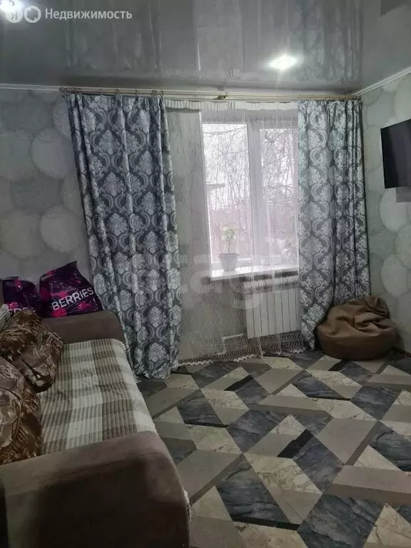 4-комнатная квартира: Нижний Тагил, Проезжая улица, 1 (65 м) - Фото 2