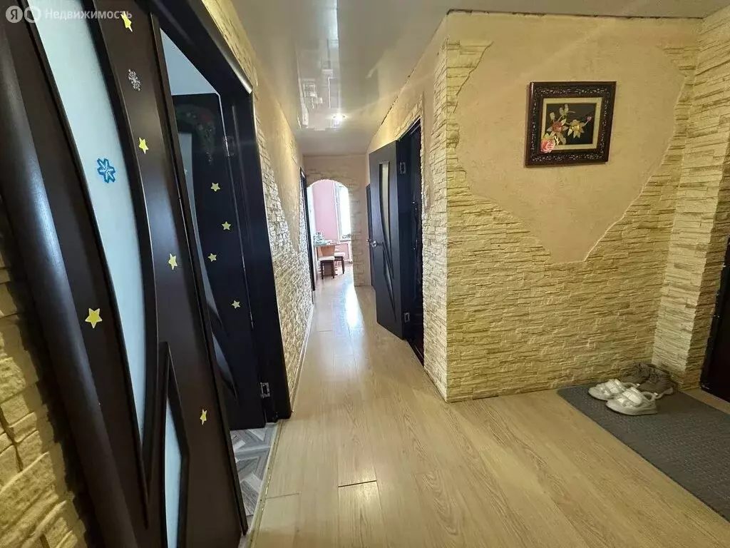 3-комнатная квартира: Реж, Александровская улица, 100 (62.4 м) - Фото 1