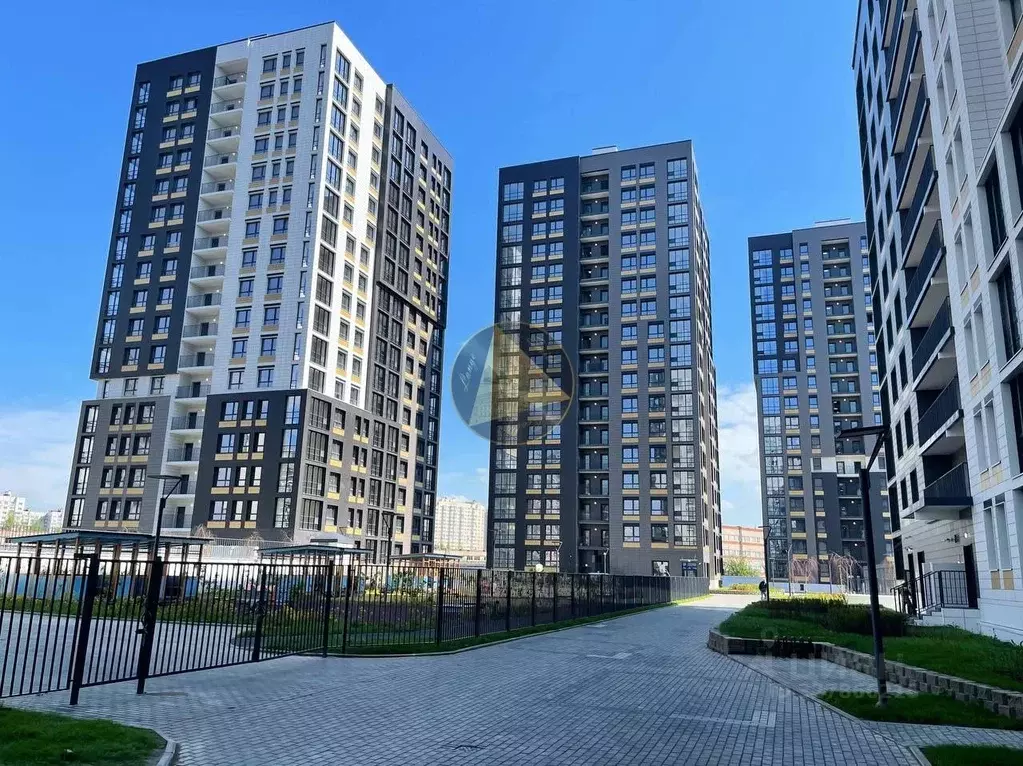 3-к кв. Санкт-Петербург Кубинская ул., 82к3с1 (93.17 м) - Фото 1