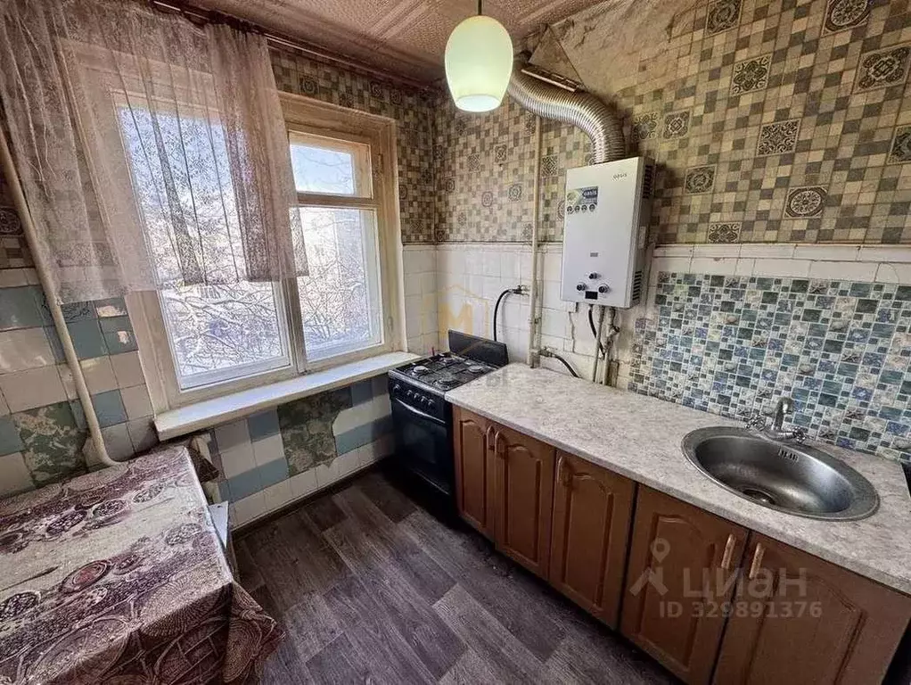 3-к кв. Белгородская область, Белгород ул. 5 Августа, 12 (61.5 м) - Фото 1