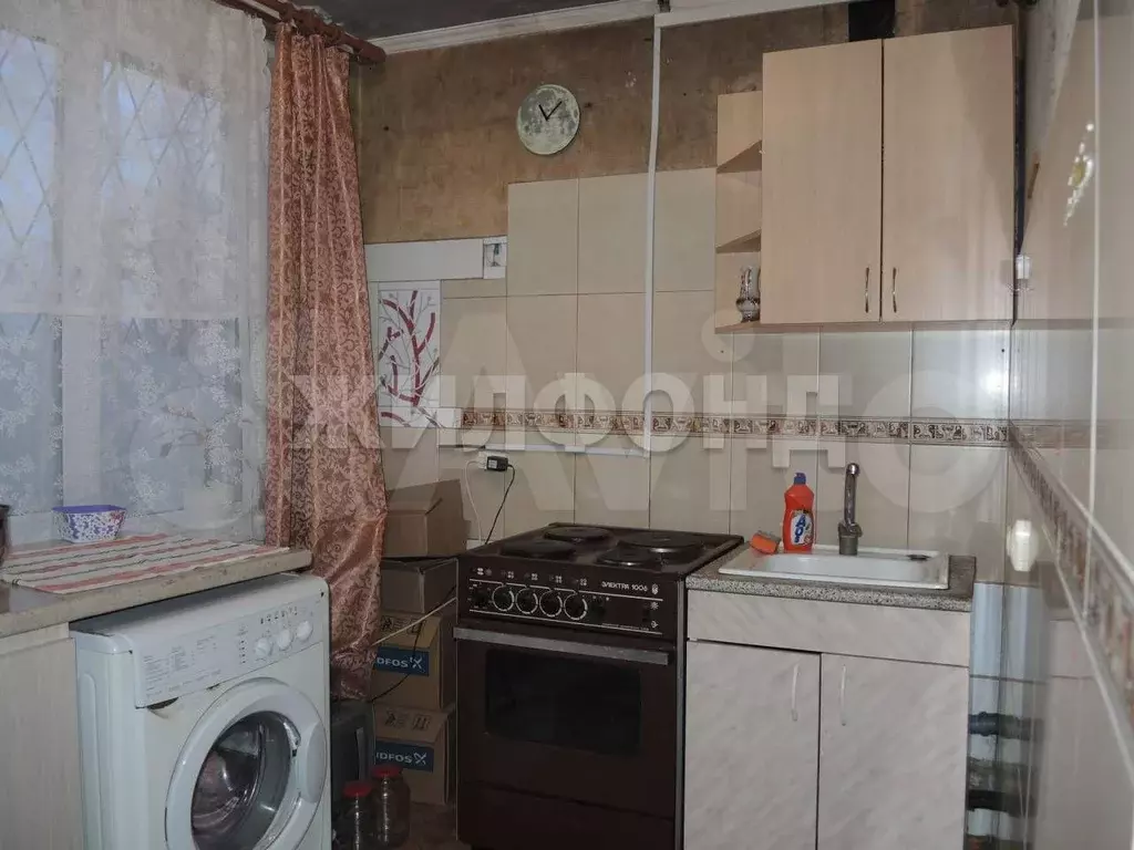 Комната 9,9 м в 3-к., 1/5 эт. - Фото 0