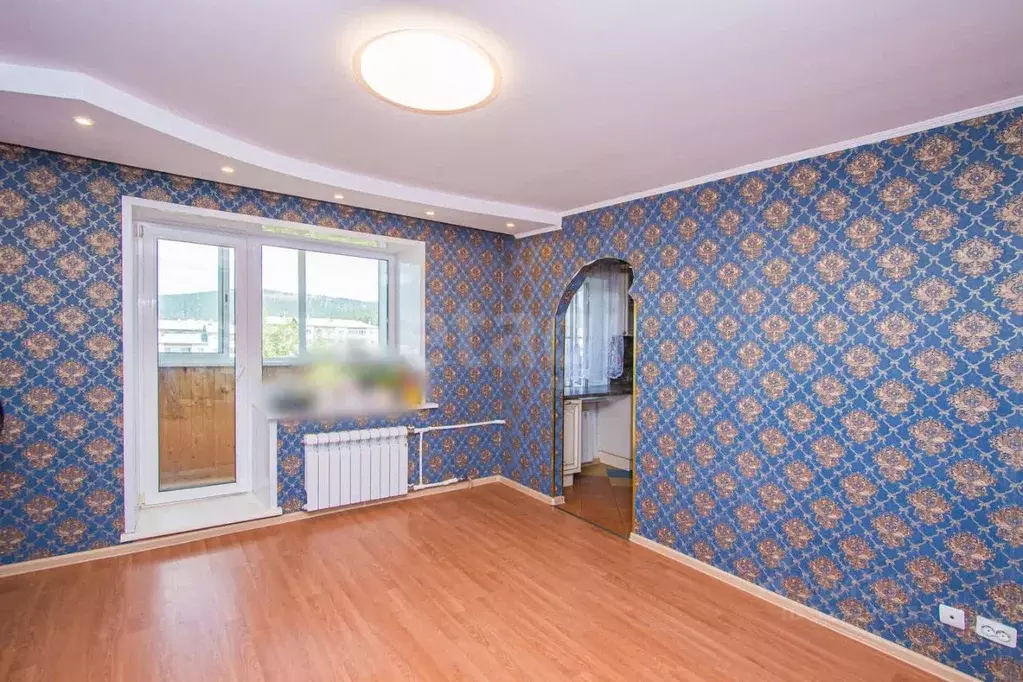 3-к кв. Бурятия, Улан-Удэ 102-й мкр, ул. Ринчино, 28 (61.4 м) - Фото 1