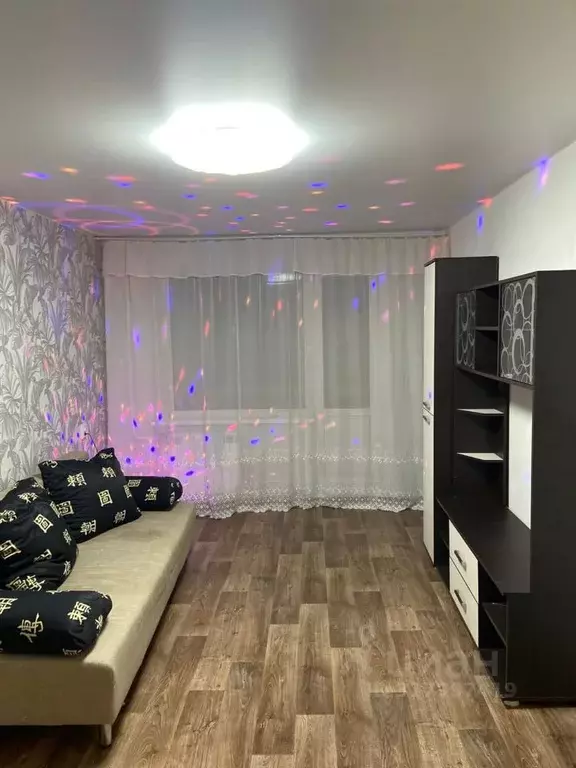 1-к кв. Самарская область, Тольятти Московский просп., 11 (31.4 м) - Фото 0