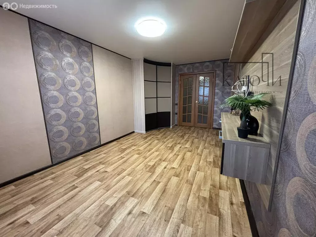 3-комнатная квартира: Магнитогорск, проспект Ленина, 142/1 (65.4 м) - Фото 1