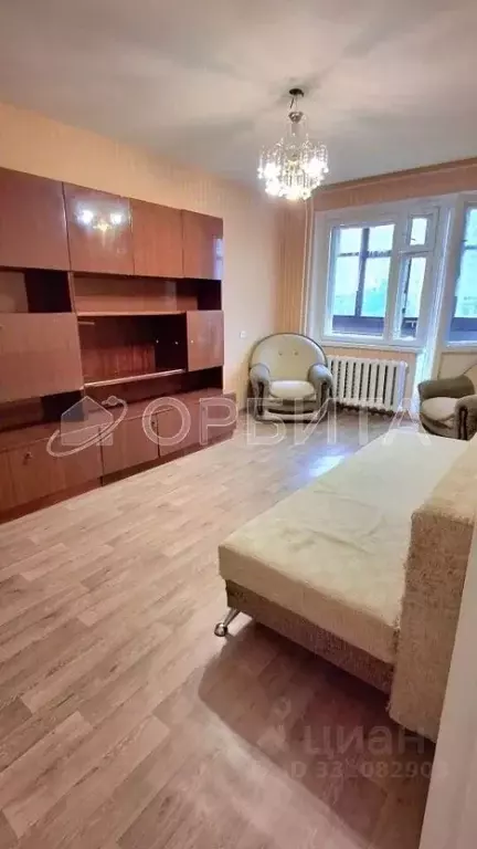 1-к кв. Тюменская область, Тюмень Заречный проезд, 10 (33.8 м) - Фото 1