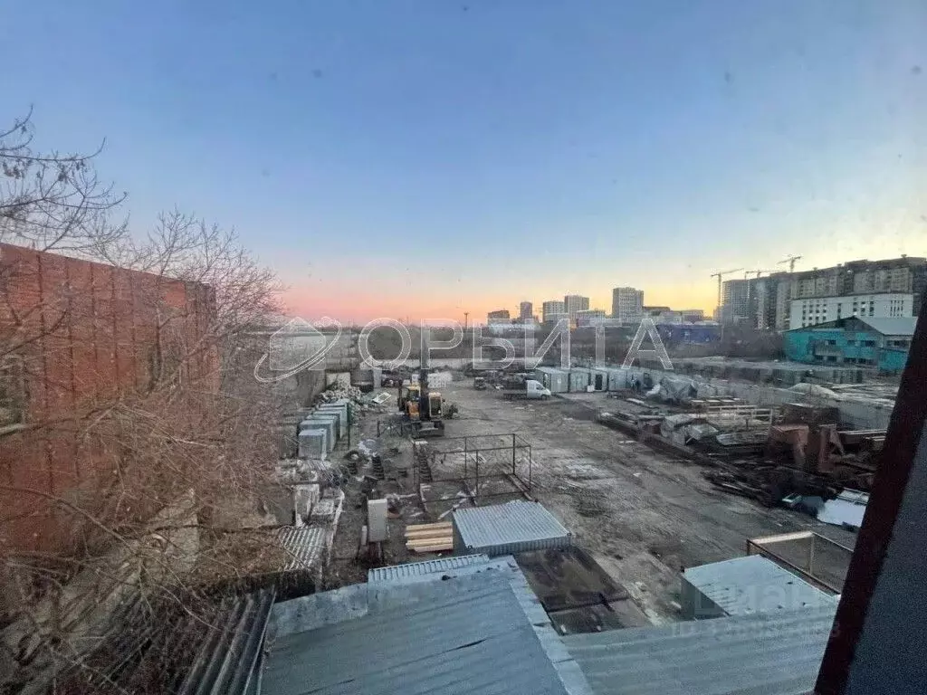 Помещение свободного назначения в Тюменская область, Тюмень Одесская ... - Фото 1