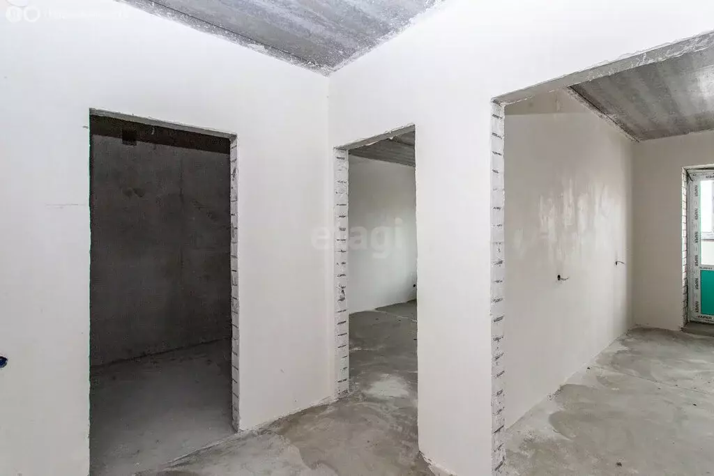 2-комнатная квартира: Тобольск, 15-й микрорайон, 10 (60.6 м) - Фото 2