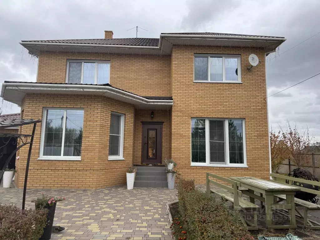 Дом в Хакасия, Абакан ул. Анны Ахматовой, 10 (351 м) - Фото 2