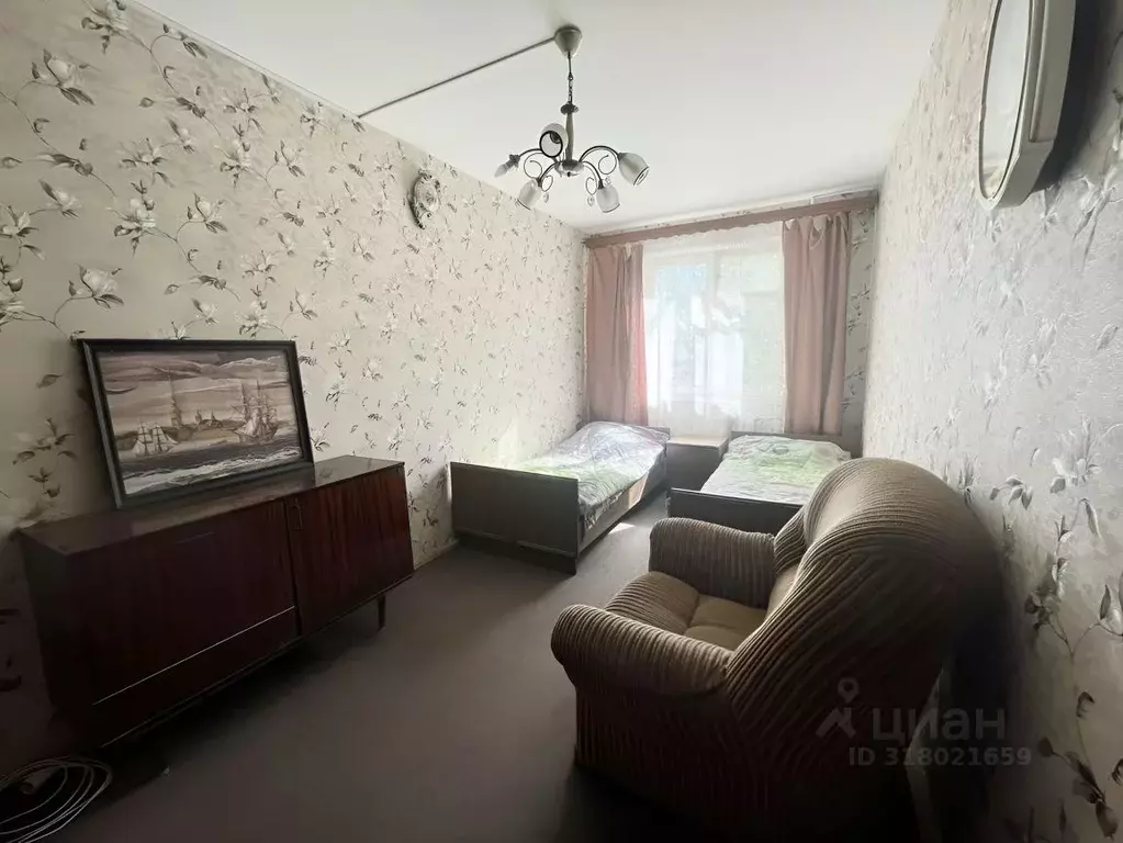 2-к кв. Ленинградская область, Кингисепп Аптекарский пер., 6 (45.0 м) - Фото 0
