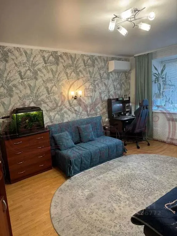 1-к кв. Курганская область, Курган Заозерный жилрайон, 6-й мкр, 31 ... - Фото 1