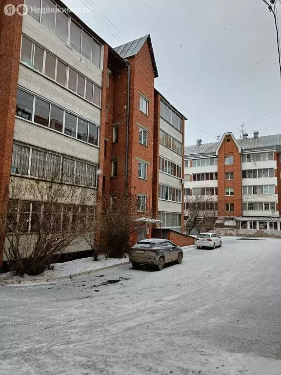 3-комнатная квартира: Иркутск, Академическая улица, 52 (100 м) - Фото 1