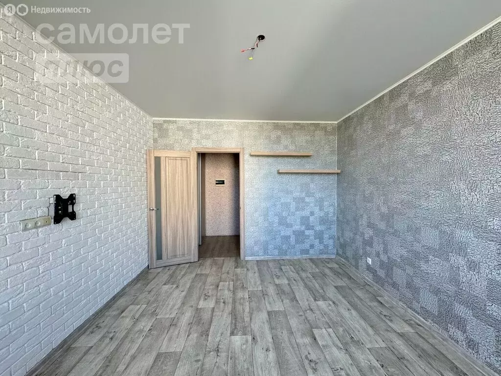 1-комнатная квартира: Оренбург, улица Гаранькина, 25 (39.5 м) - Фото 1