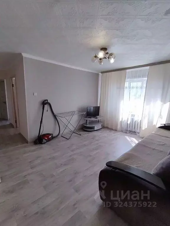 3-к кв. Иркутская область, Усть-Илимск ул. Булгакова, 1 (50.0 м) - Фото 1