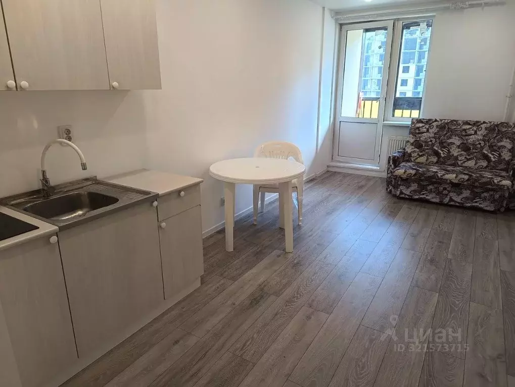 Студия Ленинградская область, Мурино Всеволожский район, бул. ... - Фото 1