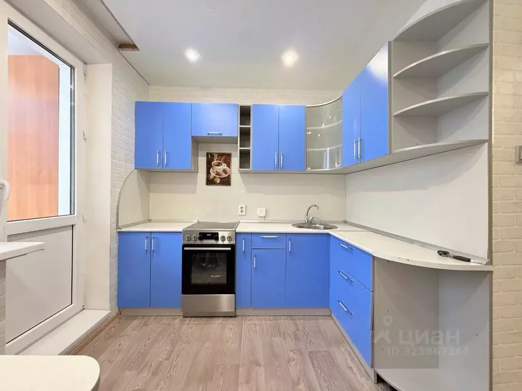 2-к кв. Кировская область, Киров ул. Ленина, 188к4 (49.7 м) - Фото 2