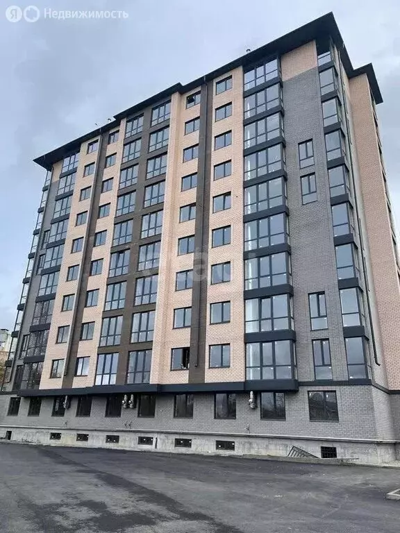 3-комнатная квартира: Черкесск, улица Космонавтов, 22Б (100.8 м) - Фото 1