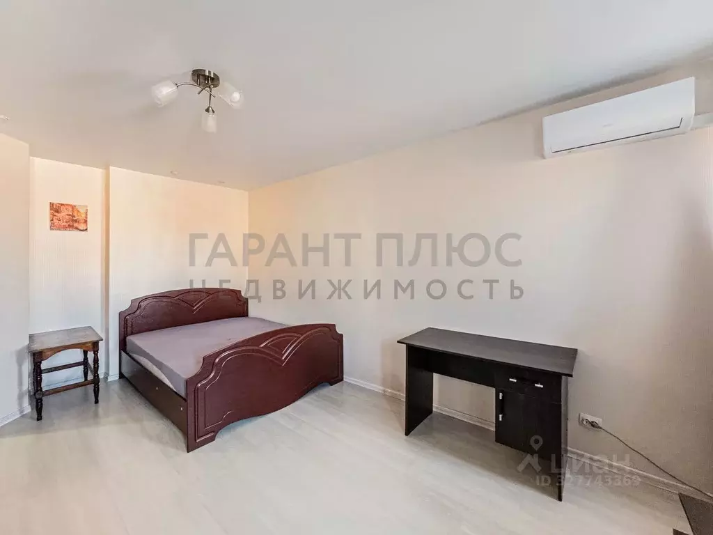 1-к кв. Липецкая область, Липецк ул. И.В. Свиридова, 10 (40.0 м) - Фото 1