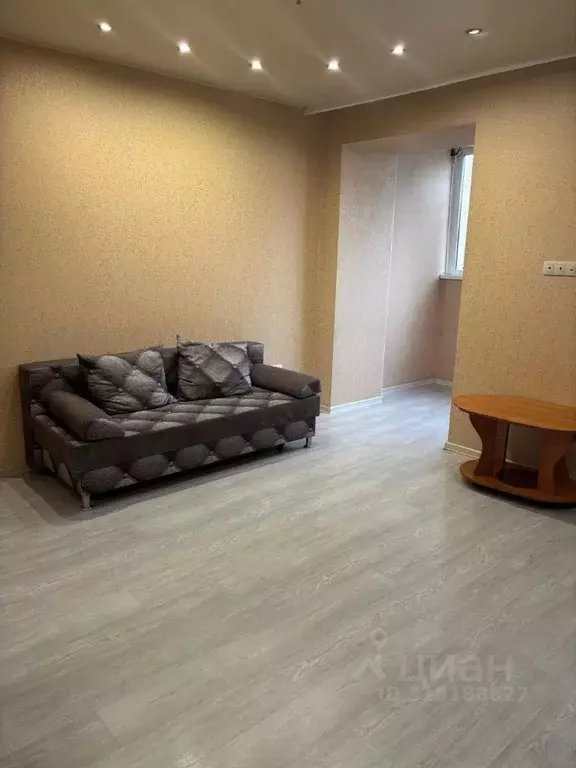 Студия Тюменская область, Тюмень ул. Беляева, 33к2 (28.4 м) - Фото 1