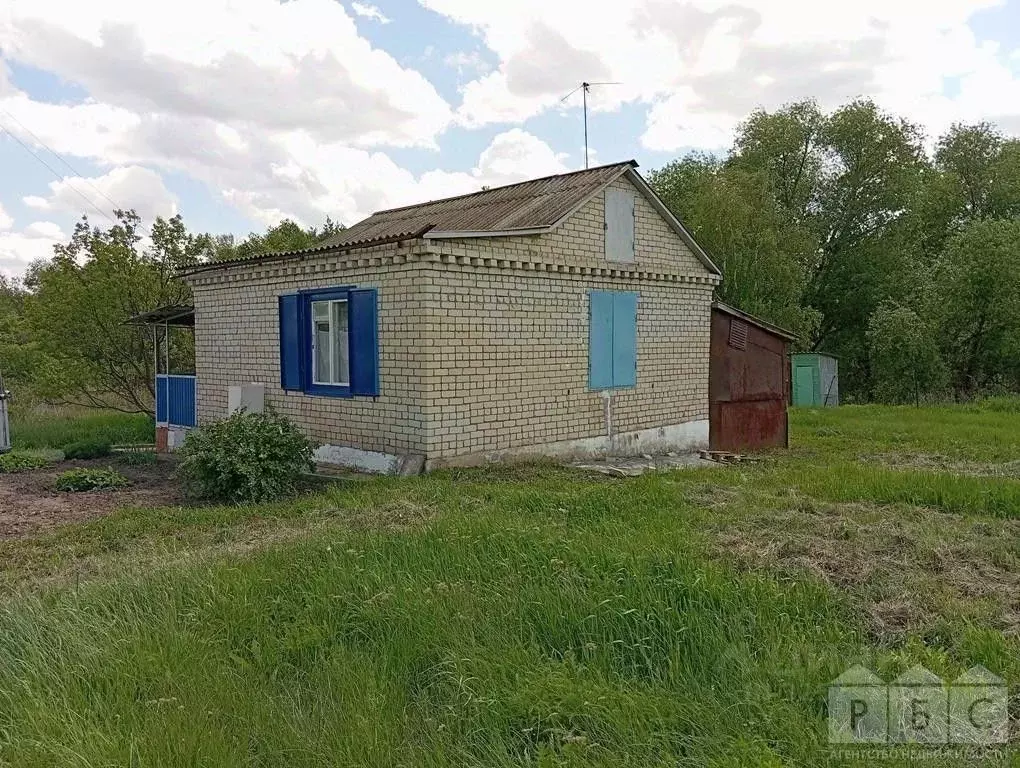 Дом в Саратовская область, Татищевский район, Вязовское муниципальное ... - Фото 1