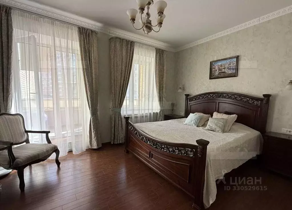 3-к кв. Санкт-Петербург ул. Глухая Зеленина, 6 (114.0 м) - Фото 1