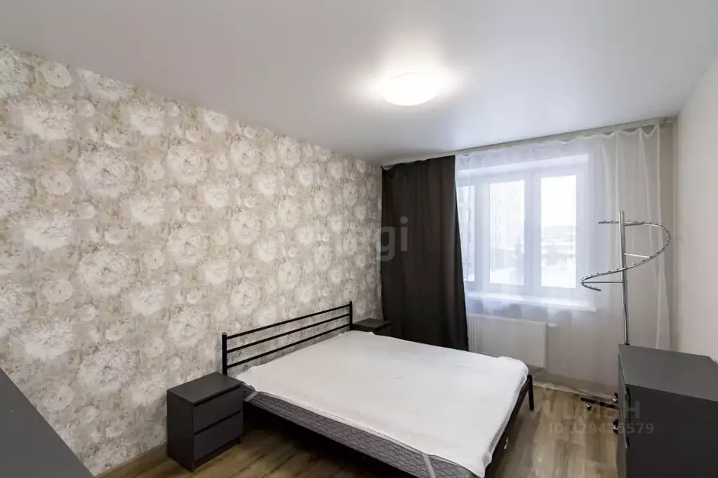 1-к кв. Тюменская область, Тюмень ул. Республики, 204к11 (40.4 м) - Фото 0
