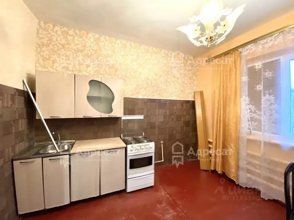 Дом в Волгоградская область, Волгоград Эльтонская ул. (110 м) - Фото 1