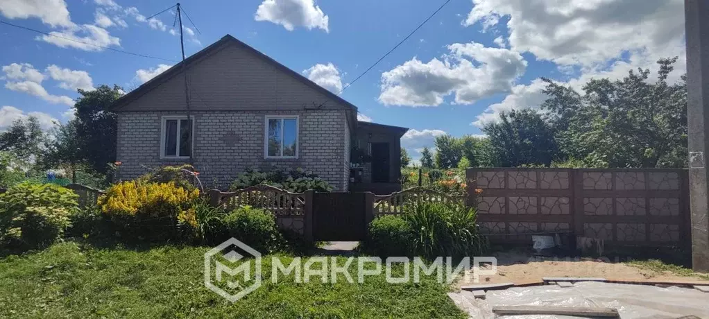 Дом в Брянская область, Брянский район, Новосельское с/пос, с. ... - Фото 1