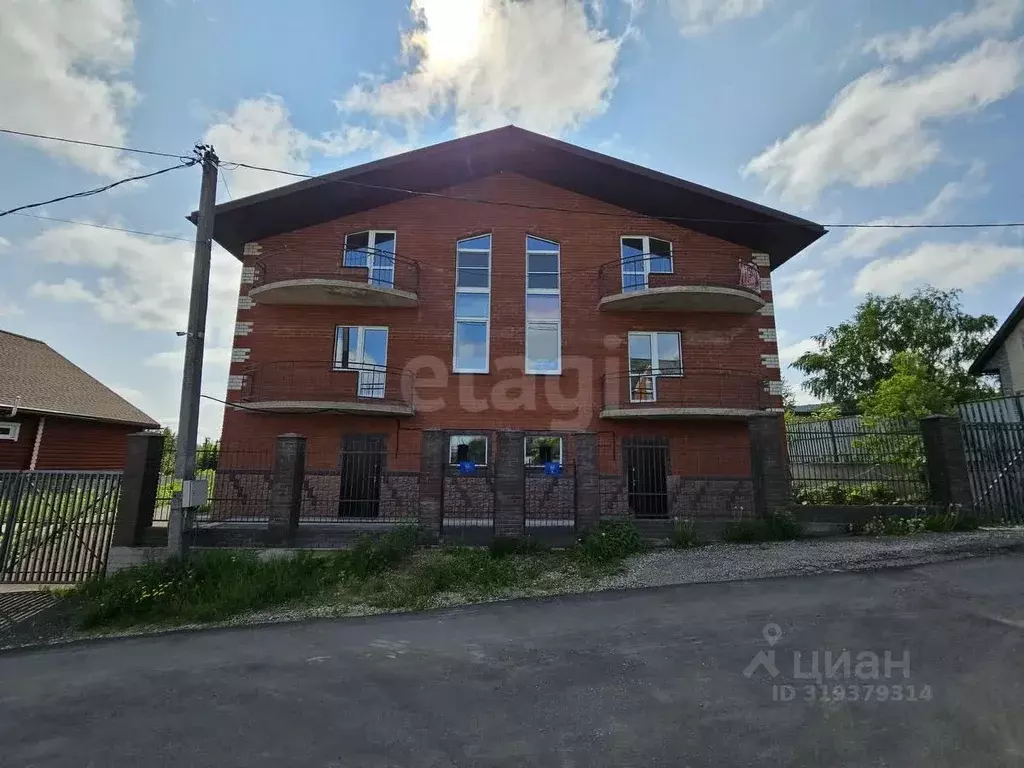 Таунхаус в Коми, Сыктывкар Тентюковская ул., 259/2 (540 м) - Фото 0