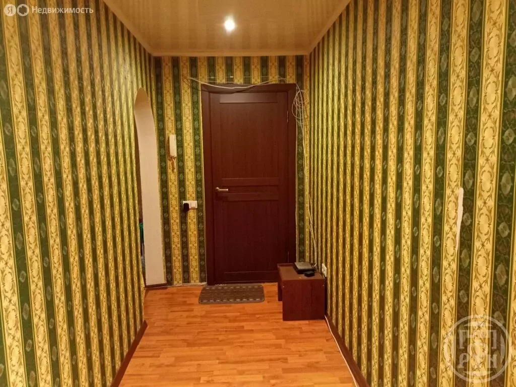 3-комнатная квартира: Шлиссельбург, улица Малоневский Канал, 10 (71.1 ... - Фото 2