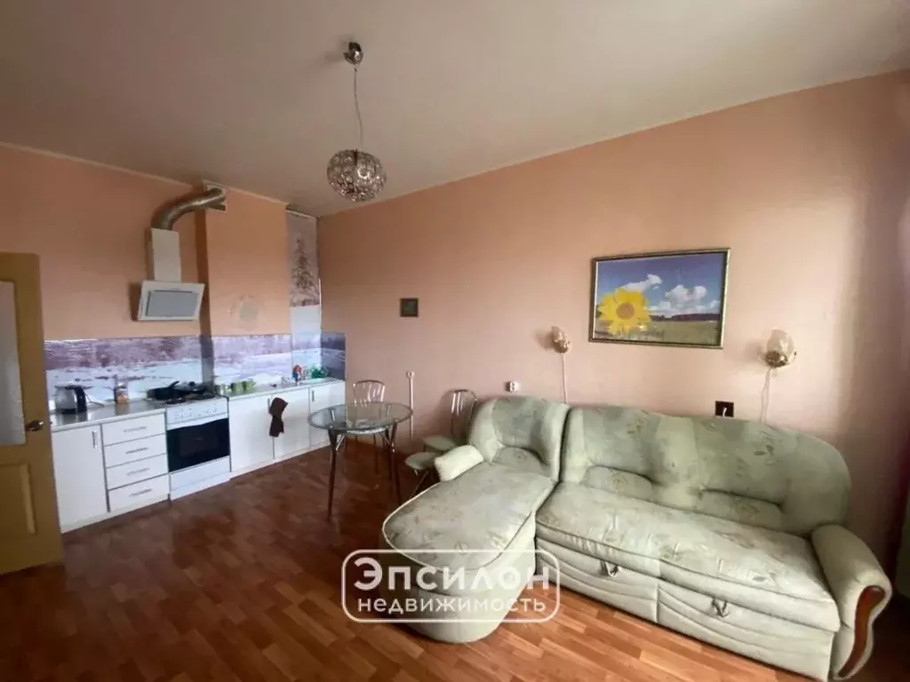 2-к кв. Курская область, Курск просп. Победы, 50 (81.7 м) - Фото 2