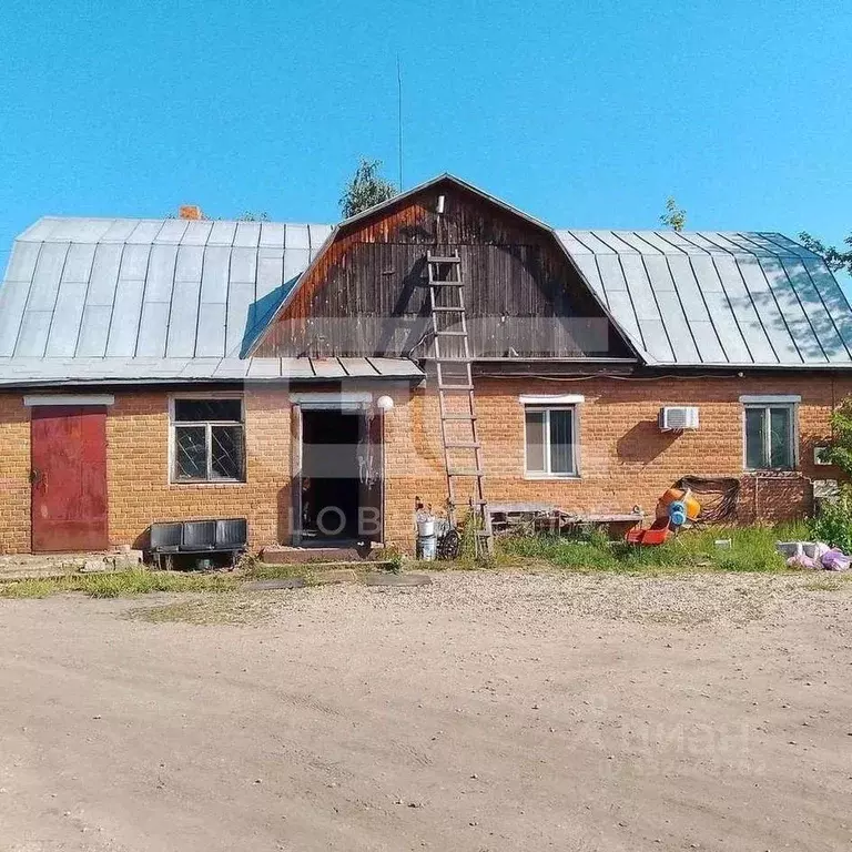 Помещение свободного назначения в Брянская область, Жуковка Рабочая ... - Фото 1