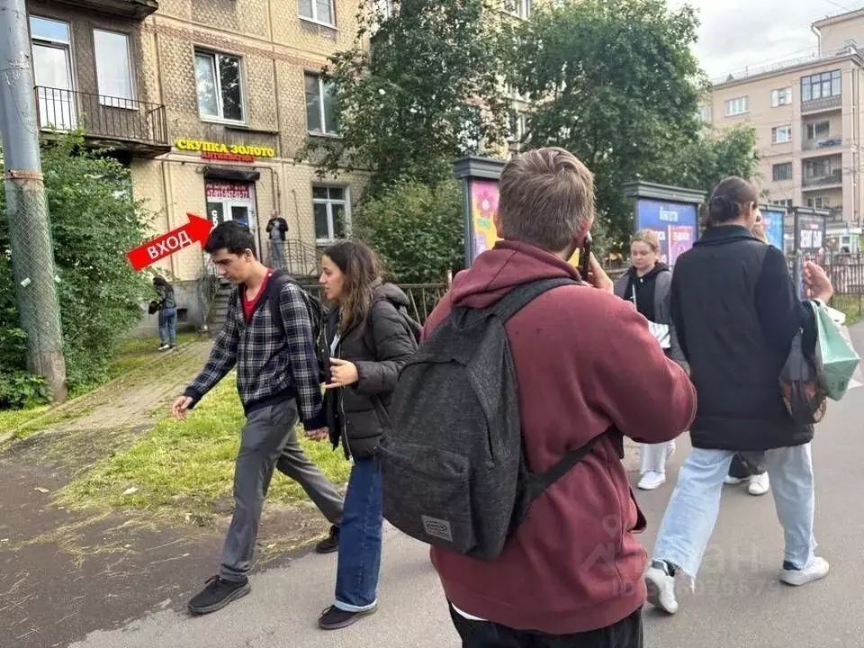 Торговая площадь в Санкт-Петербург Кантемировская ул., 27 (8 м) - Фото 1