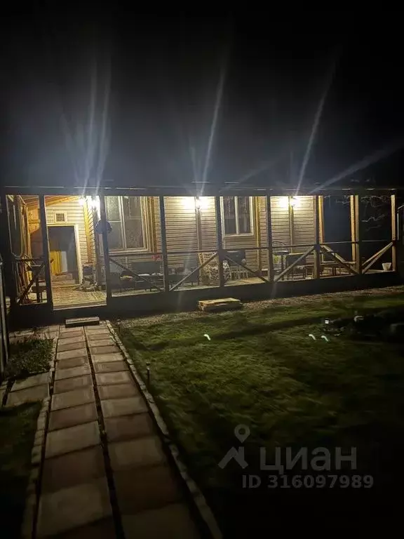 Дом в Ленинградская область, Лужский район, Мшинское с/пос, Дивенская ... - Фото 1