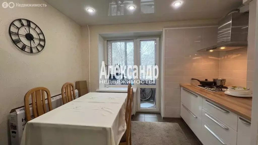 2-комнатная квартира: Выборг, Ленинградское шоссе, 43 (52 м) - Фото 0