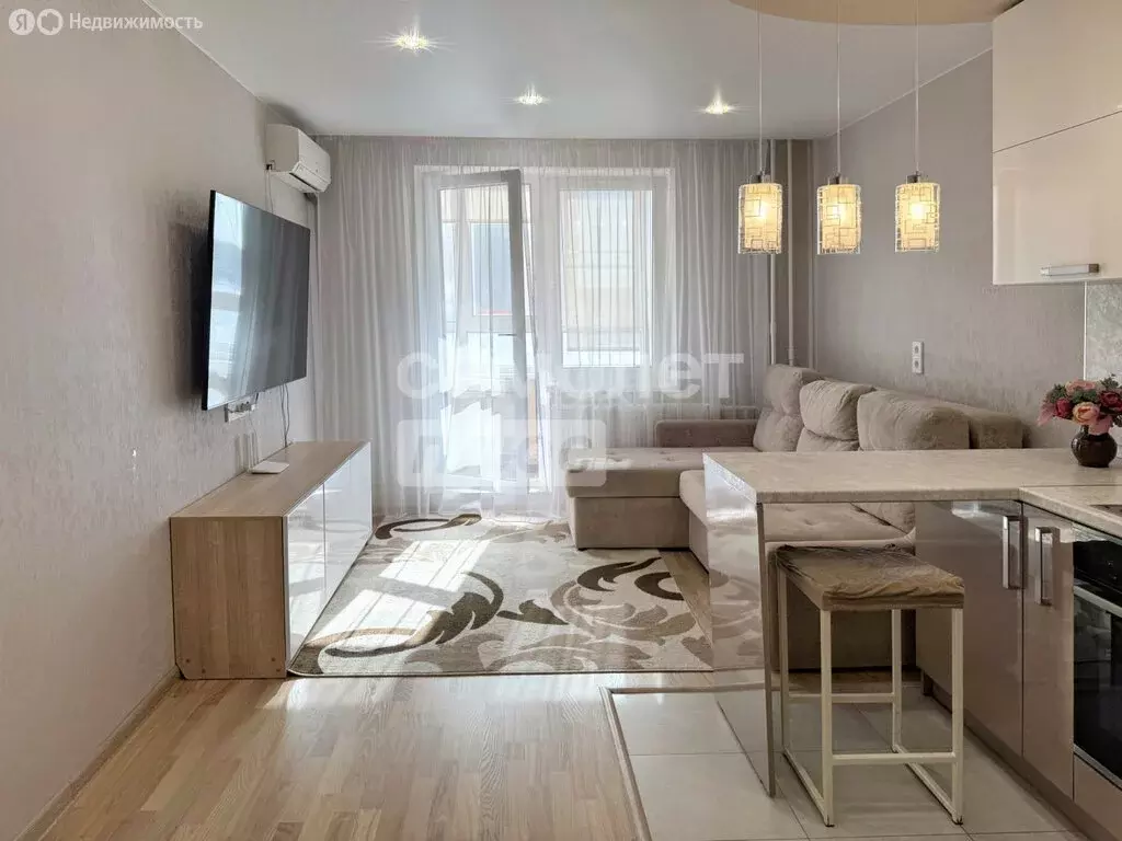 2-комнатная квартира: Киров, Чистопрудненская улица, 18 (45.1 м) - Фото 2