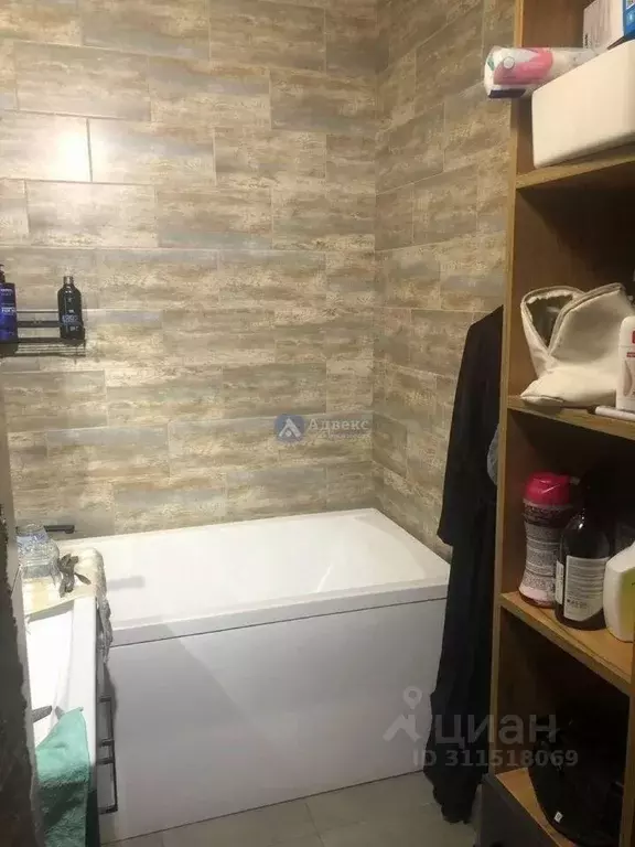 1-к кв. Тюменская область, Тюмень Широтная ул., 173 (45.8 м) - Фото 1