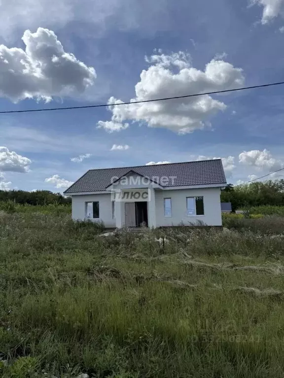 Дом в Башкортостан, Чишминский район, Аровский сельсовет, с. Кляшево ... - Фото 1