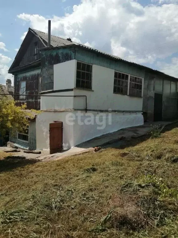 Дом в Саратовская область, Балашов ул. Чкалова, 8 (110 м) - Фото 0