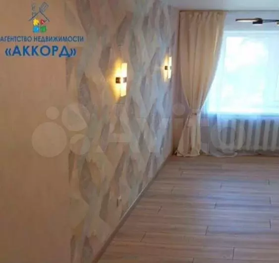 Комната 12 м в 4-к., 4/5 эт. - Фото 0