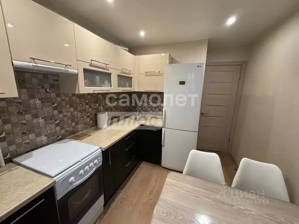 2-к кв. Вологодская область, Вологда Ленинградская ул., 87 (52.1 м) - Фото 2