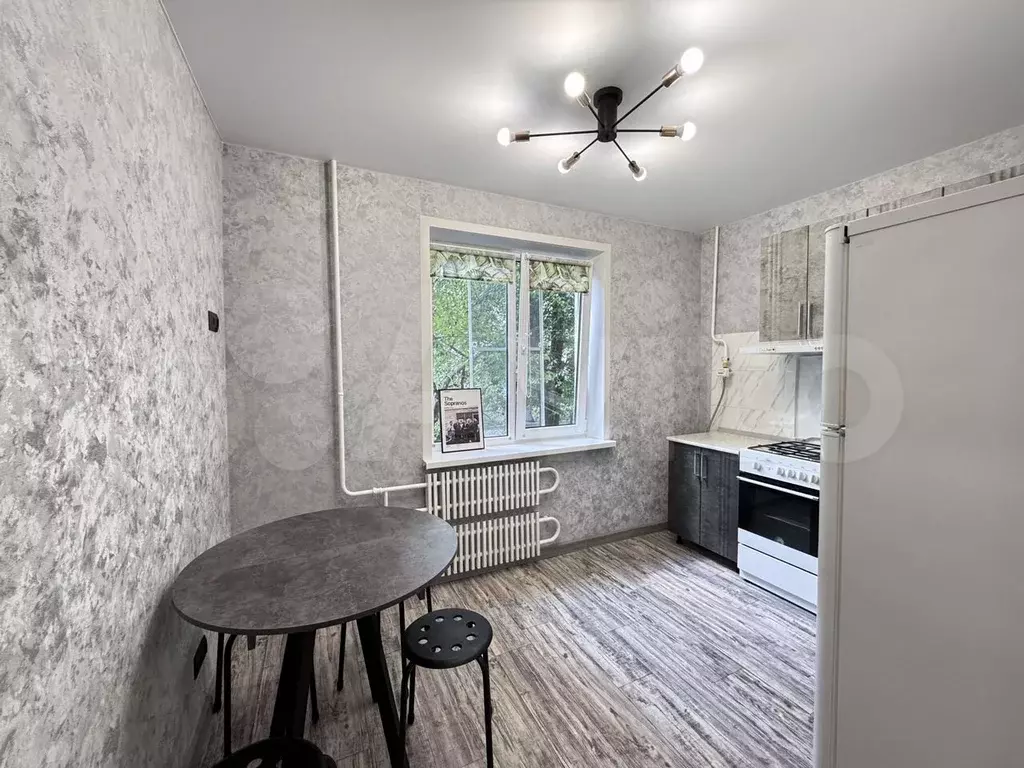 1-к. квартира, 39 м, 1/9 эт. - Фото 1
