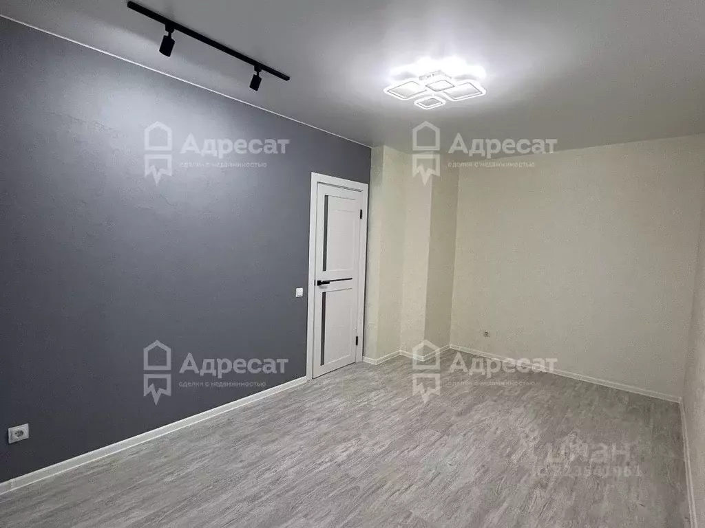 1-к кв. Волгоградская область, Волгоград ул. Гаря Хохолова, 9 (30.0 м) - Фото 1