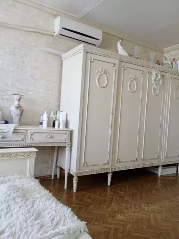 3-к кв. Волгоградская область, Волгоград ул. Рокоссовского, 42 (64.5 ... - Фото 1