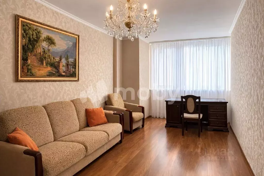 3-к кв. Калининградская область, Калининград Товарная ул., 14 (96.4 м) - Фото 0