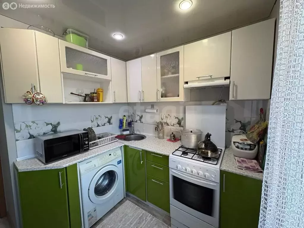 3-комнатная квартира: Сатка, Бакальская улица, 13 (52.9 м) - Фото 2