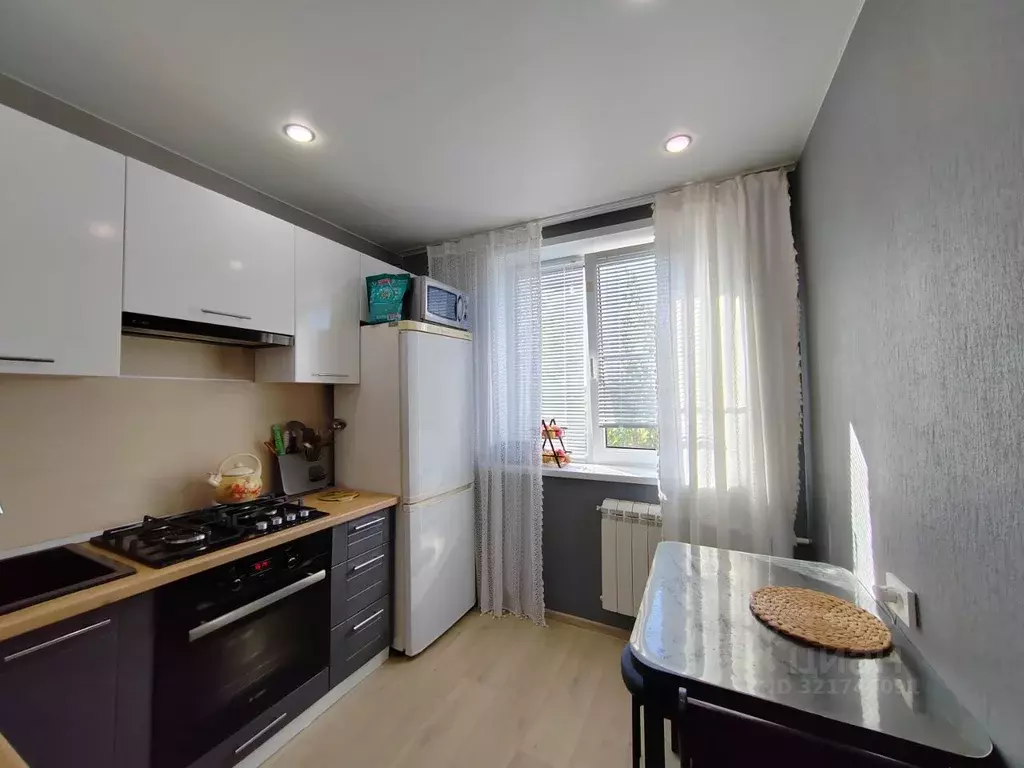 2-к кв. Волгоградская область, Волжский ул. Пушкина, 90 (43.6 м) - Фото 2