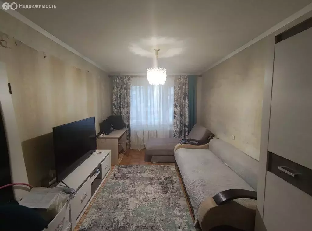 4-комнатная квартира: Новочебоксарск, улица Винокурова, 26А (77.6 м) - Фото 1